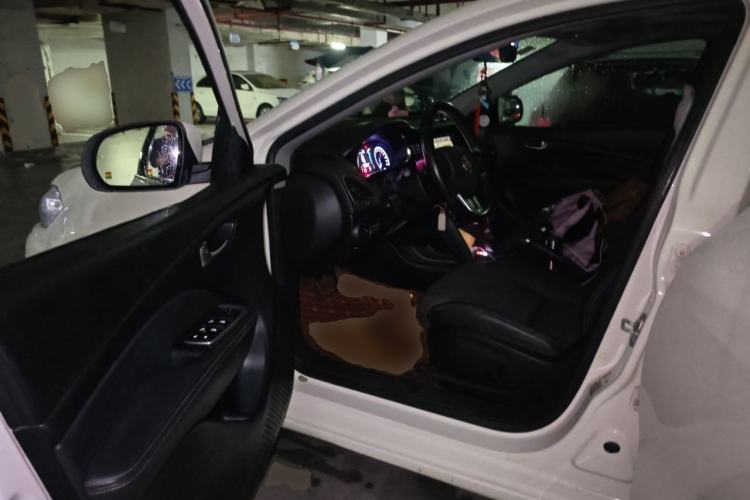 Used Fiat Viaggio 2012 1.4T Automatic Jingxiang Edition Driver Seat