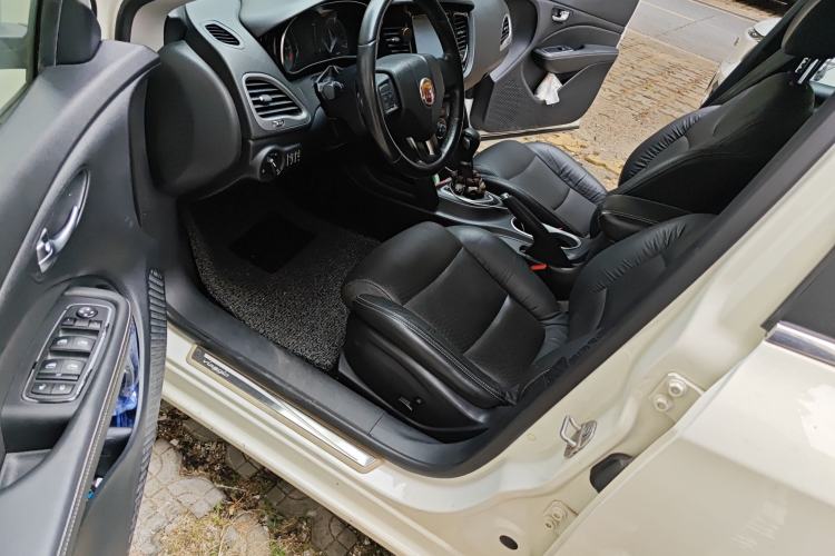 Used Fiat Viaggio 2012 1.4T Automatic Jingxiang Edition Driver Seat