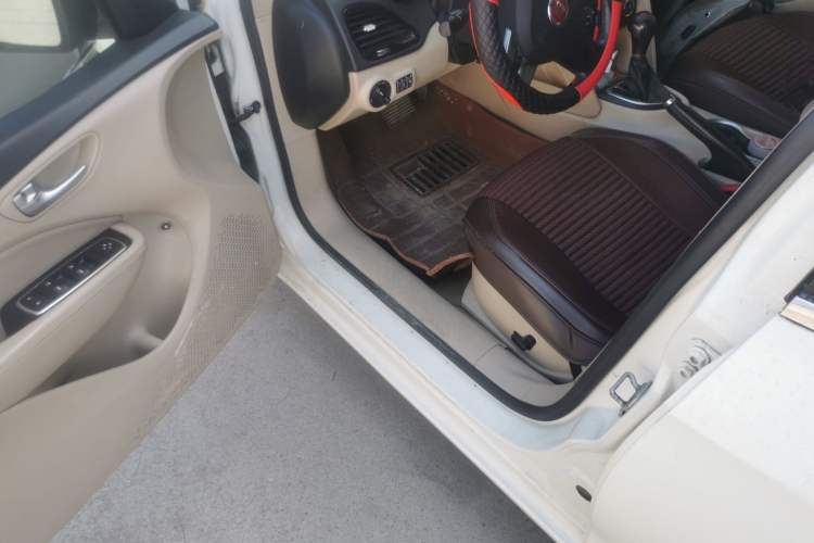 Used Fiat Viaggio 2012 1.4T Automatic Jingxiang Edition Driver Seat