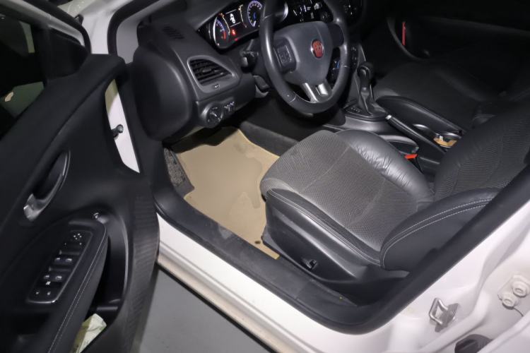 Used Fiat Viaggio 2012 1.4T Automatic Jingxiang Edition Driver Seat