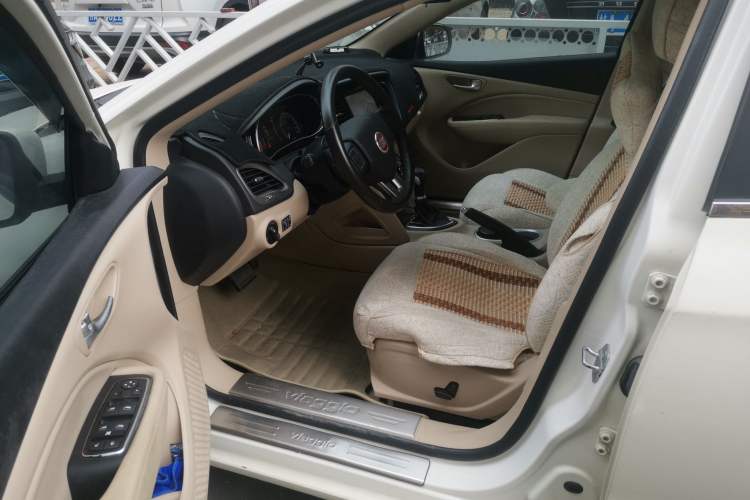 Used Fiat Viaggio 2012 1.4T Automatic Jingxiang Edition Driver Seat