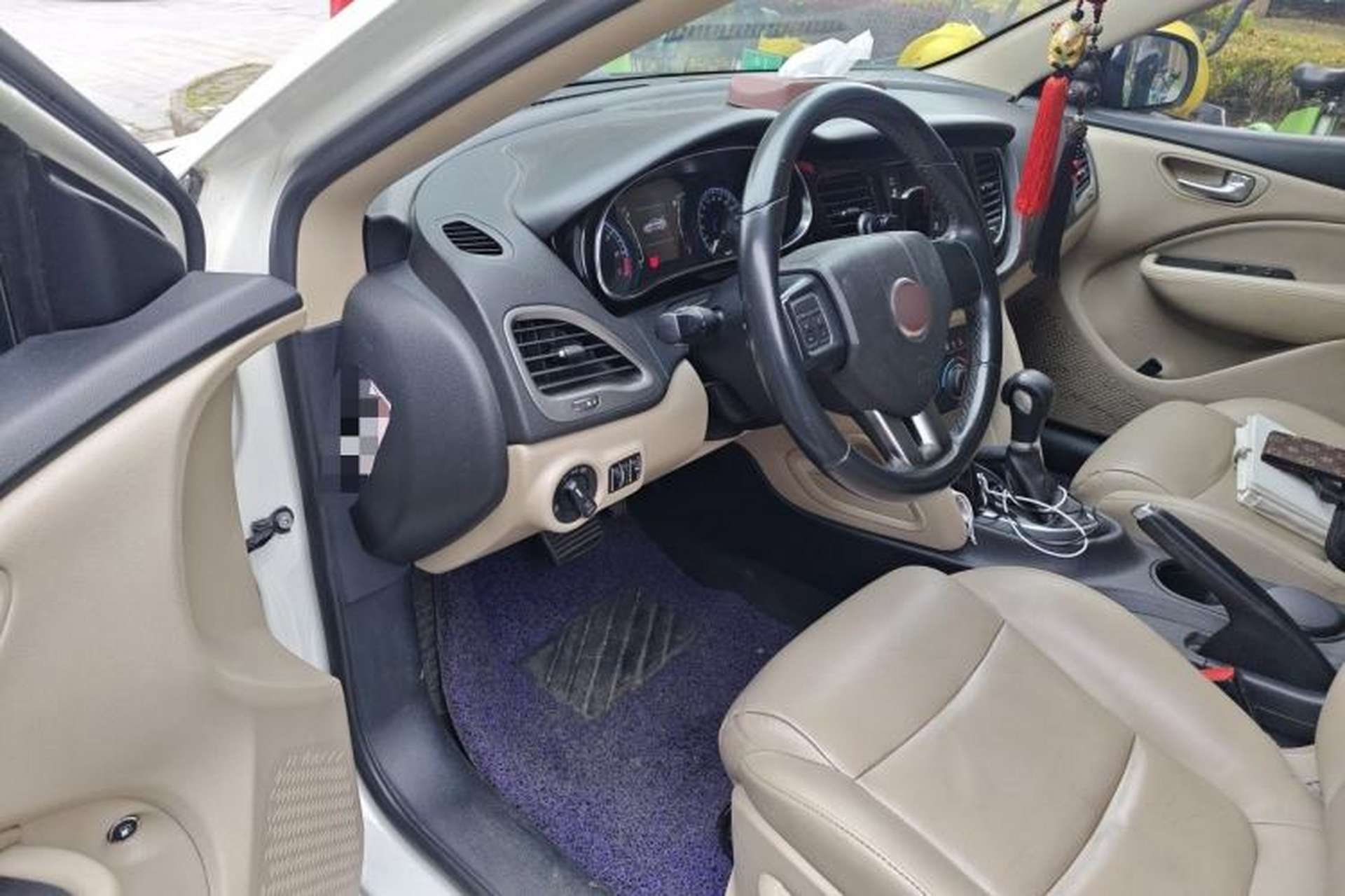 Used Fiat Viaggio 2012 1.4T Automatic Enjoyment Edition Driver Seat