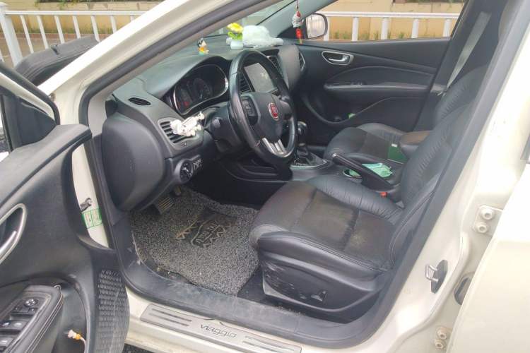 Used Fiat Viaggio 2012 1.4T Automatic Jingxiang Edition Driver Seat