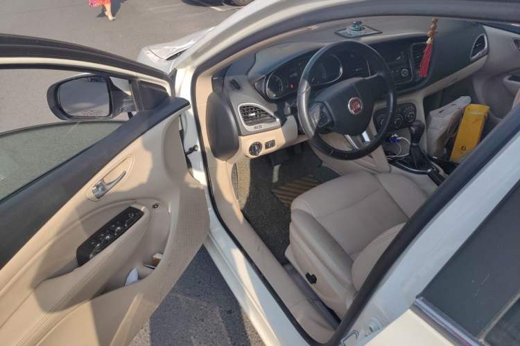 Used Fiat Viaggio 2012 1.4T Automatic Jingxiang Edition Driver Seat
