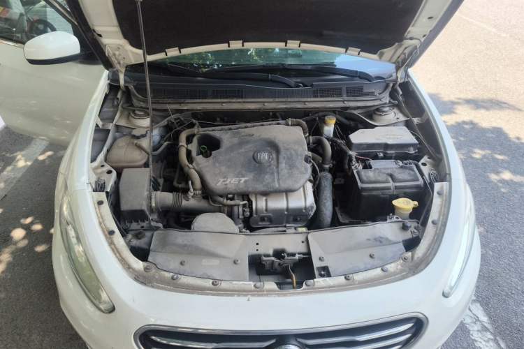 Used Fiat Viaggio 2012 1.4T Manual Enjoyment Edition Engine Bay