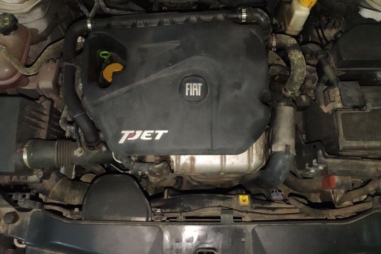 Used Fiat Viaggio 2012 1.4T Automatic Enjoyment Edition Engine Bay
