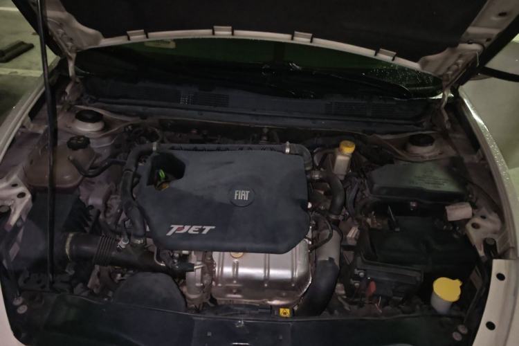 Used Fiat Viaggio 2012 1.4T Automatic Jingxiang Edition Engine Bay