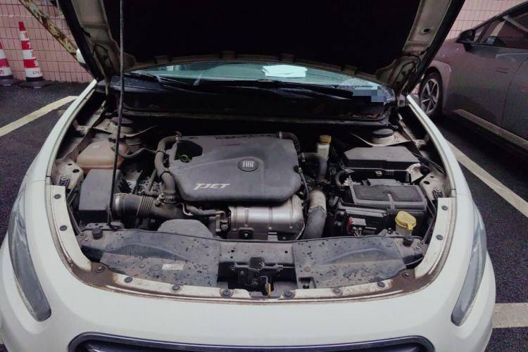 Used Fiat Viaggio 2012 1.4T Automatic Jingxiang Edition Engine Bay