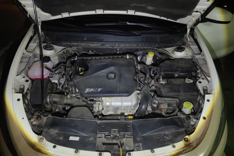 Used Fiat Viaggio 2012 1.4T Automatic Enjoyment Edition Engine Bay