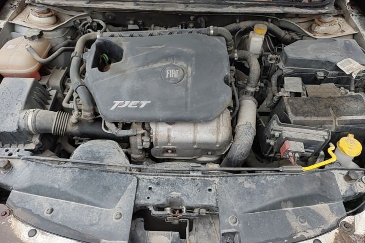 Used Fiat Viaggio 2012 1.4T Automatic Jingxiang Edition Engine Bay