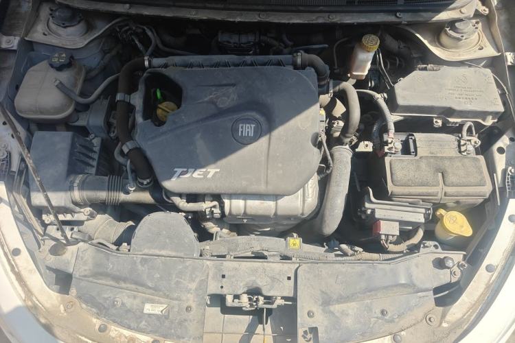 Used Fiat Viaggio 2012 1.4T Automatic Jingxiang Edition Engine Bay