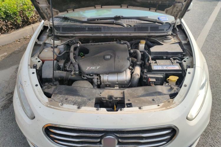 Used Fiat Viaggio 2012 1.4T Automatic Luxury Edition Engine Bay