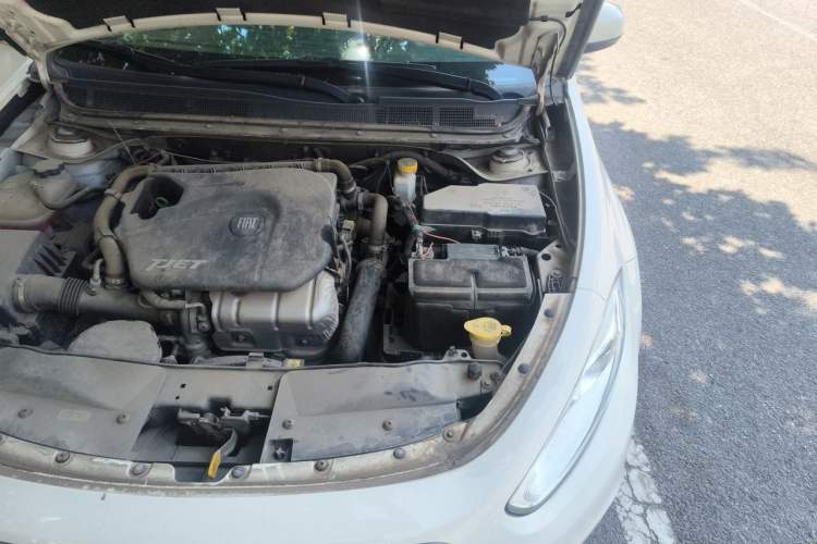 Used Fiat Viaggio 2012 1.4T Manual Enjoyment Edition Engine Bay Left