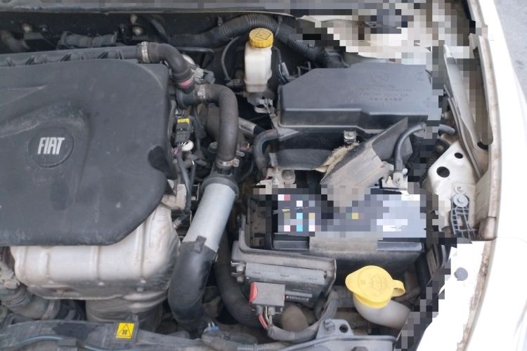 Used Fiat Viaggio 2012 1.4T Automatic Jingxiang Edition Engine Bay Left