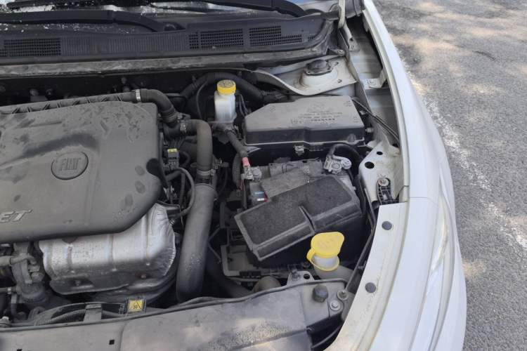 Used Fiat Viaggio 2012 1.4T Manual Enjoyment Edition Engine Bay Left