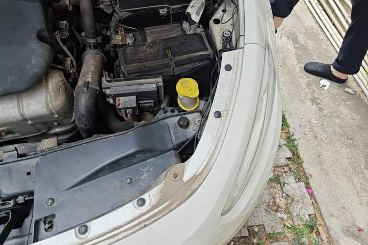 Used Fiat Viaggio 2012 1.4T Automatic Jingxiang Edition Engine Bay Left