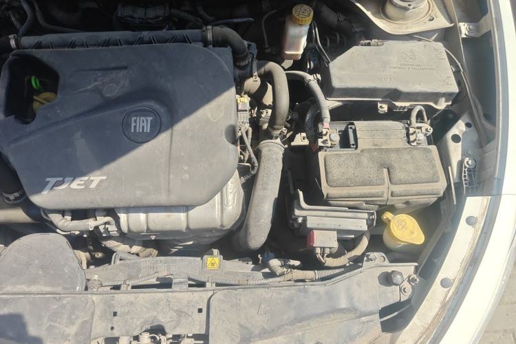 Used Fiat Viaggio 2012 1.4T Automatic Jingxiang Edition Engine Bay Left