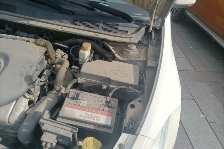 Used Fiat Viaggio 2012 1.4T Automatic Jingxiang Edition Engine Bay Left