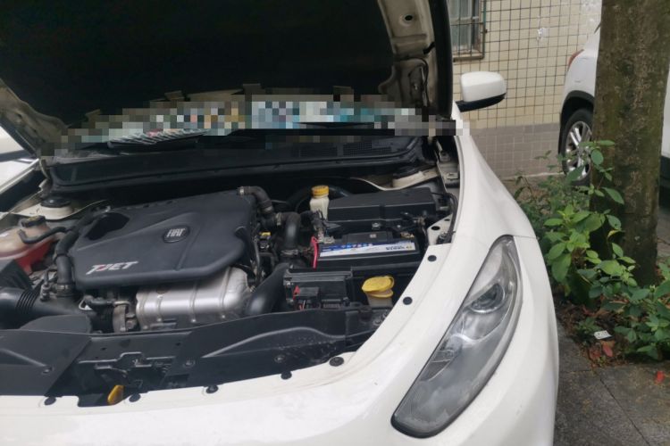 Used Fiat Viaggio 2012 1.4T Automatic Luxury Edition Engine Bay Left