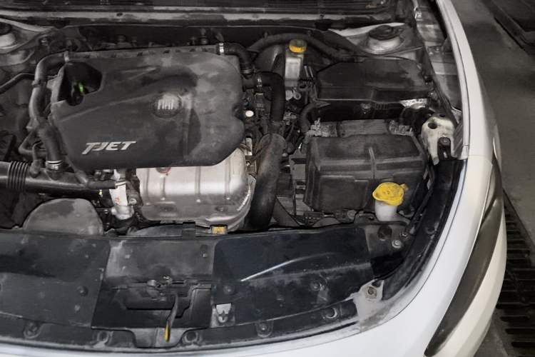 Used Fiat Viaggio 2012 1.4T Manual Enjoyment Edition Engine Bay Left