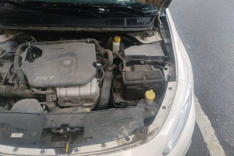 Used Fiat Viaggio 2012 1.4T Manual Enjoyment Edition Engine Bay Left