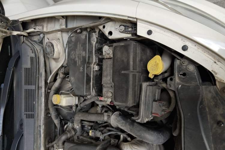 Used Fiat Viaggio 2012 1.4T Automatic Jingxiang Edition Engine Bay Left