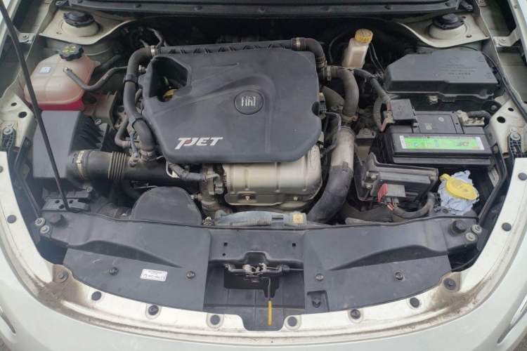 Used Fiat Viaggio 2012 1.4T Automatic Jingxiang Edition Engine Bay