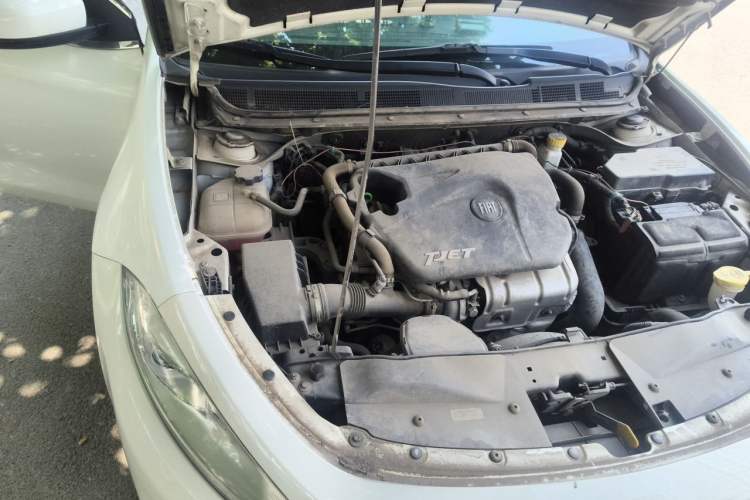 Used Fiat Viaggio 2012 1.4T Manual Enjoyment Edition Engine Bay Right