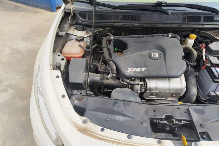 Used Fiat Viaggio 2012 1.4T Manual Enjoyment Edition Engine Bay Right