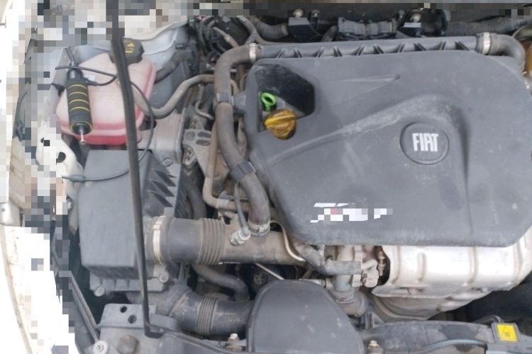 Used Fiat Viaggio 2012 1.4T Automatic Jingxiang Edition Engine Bay Right