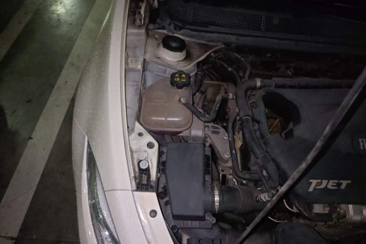 Used Fiat Viaggio 2012 1.4T Automatic Jingxiang Edition Engine Bay Right