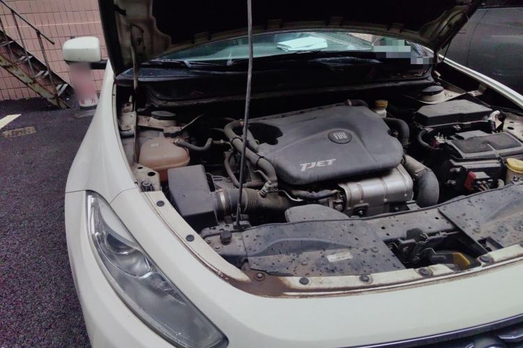 Used Fiat Viaggio 2012 1.4T Automatic Jingxiang Edition Engine Bay Right