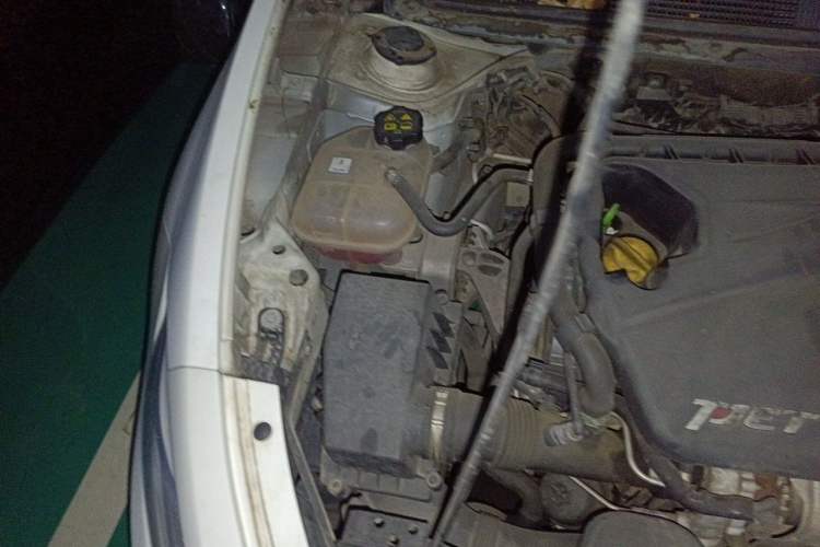Used Fiat Viaggio 2012 1.4T Automatic Jingxiang Edition Engine Bay Right