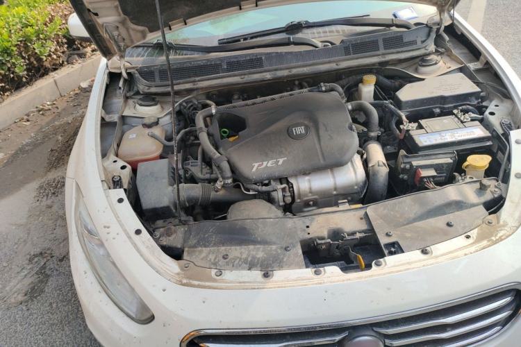 Used Fiat Viaggio 2012 1.4T Automatic Luxury Edition Engine Bay Right
