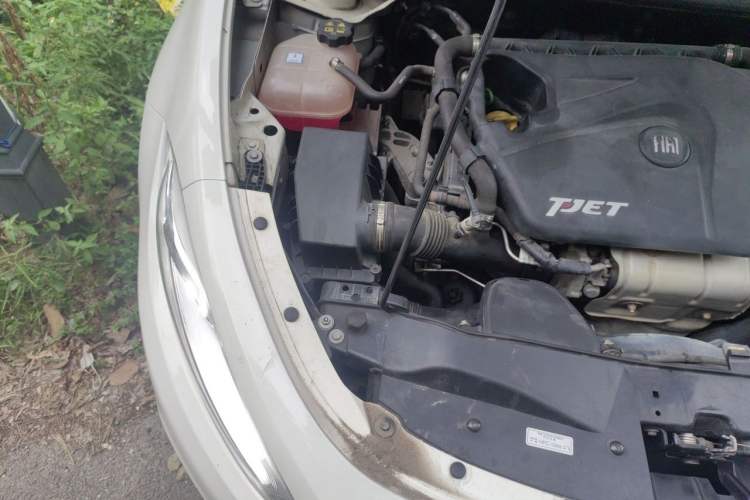Used Fiat Viaggio 2012 1.4T Automatic Jingxiang Edition Engine Bay Right