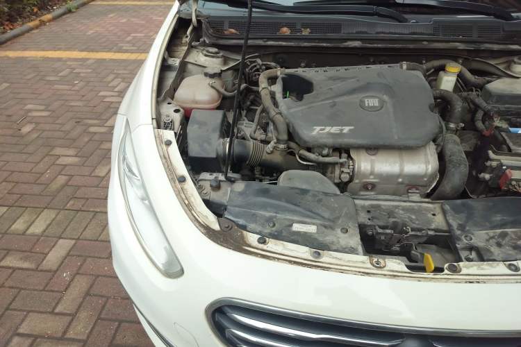 Used Fiat Viaggio 2012 1.4T Automatic Jingxiang Edition Engine Bay Right