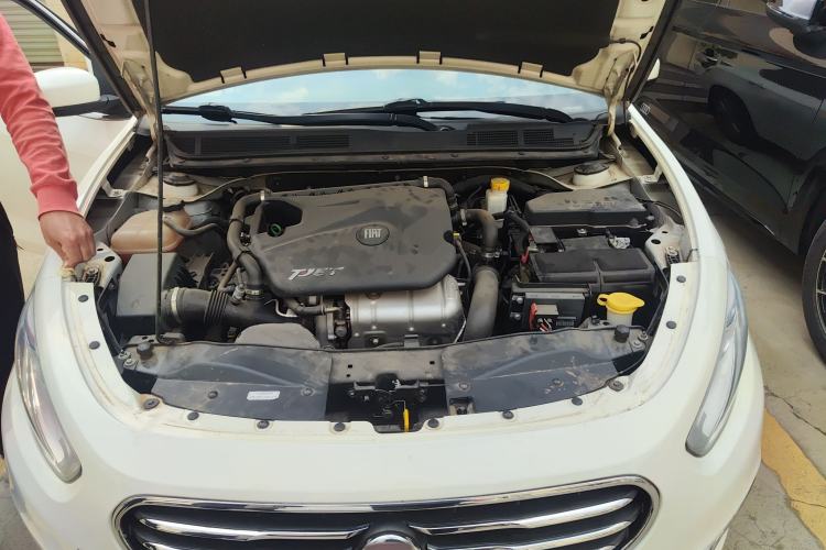 Used Fiat Viaggio 2012 1.4T Automatic Jingxiang Edition Engine Bay