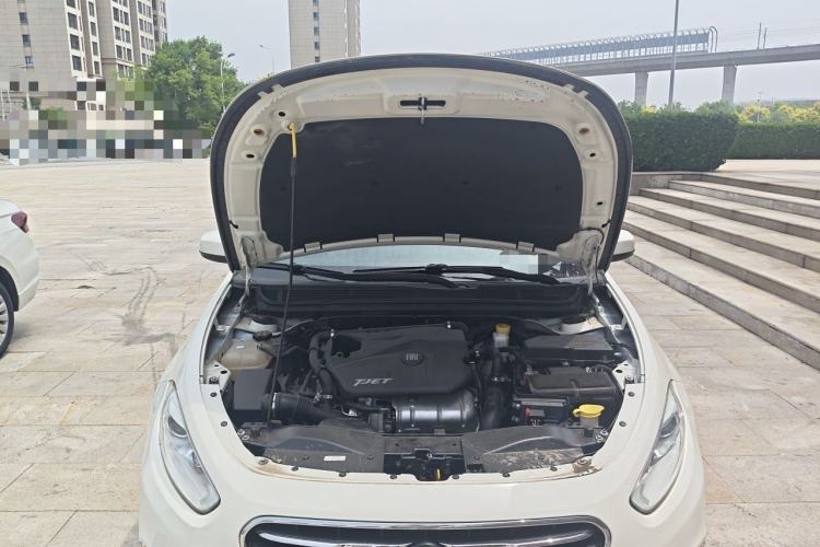 Used Fiat Viaggio 2012 1.4T Automatic Jingxiang Edition Engine Bay