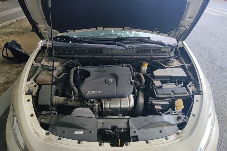 Used Fiat Viaggio 2012 1.4T Automatic Jingxiang Edition Engine Bay
