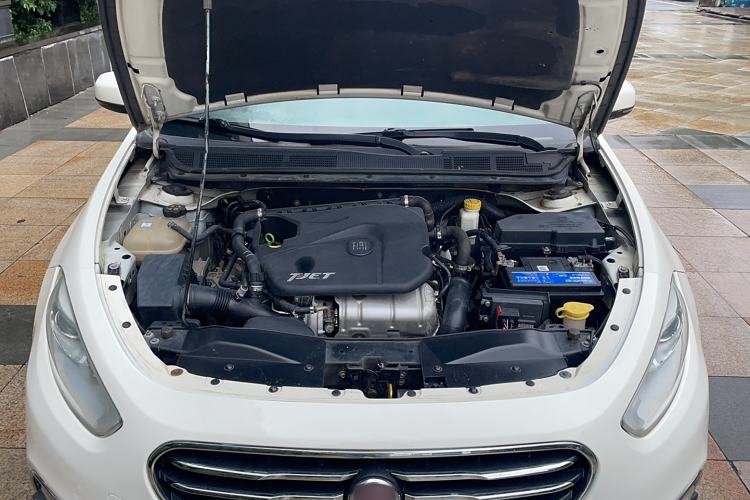 Used Fiat Viaggio 2012 1.4T Automatic Jingxiang Edition Engine Bay
