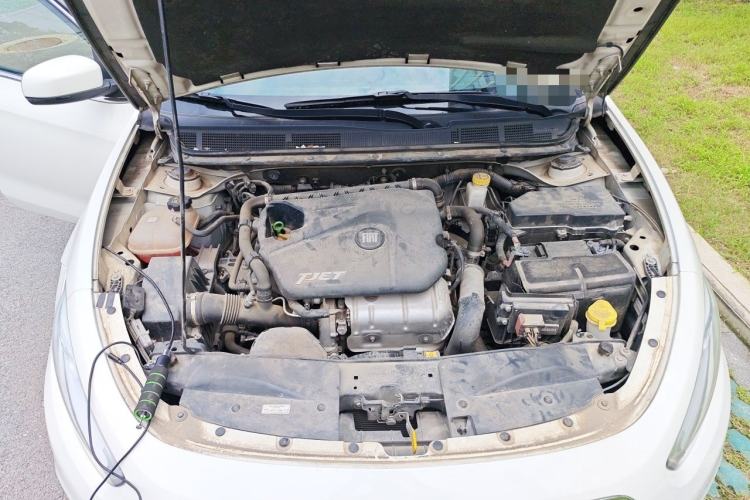 Used Fiat Viaggio 2012 1.4T Automatic Jingxiang Edition Engine Bay