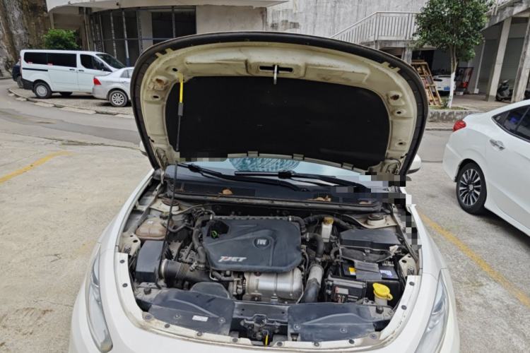 Used Fiat Viaggio 2012 1.4T Automatic Enjoyment Edition Engine Bay