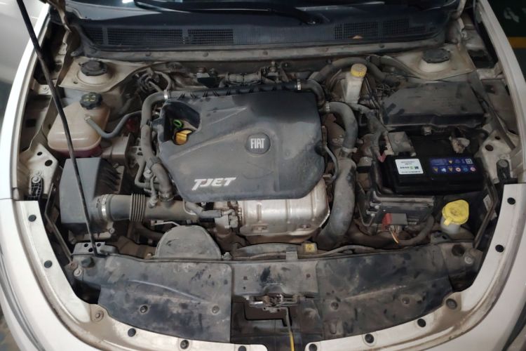 Used Fiat Viaggio 2012 1.4T Automatic Enjoyment Edition Engine Bay