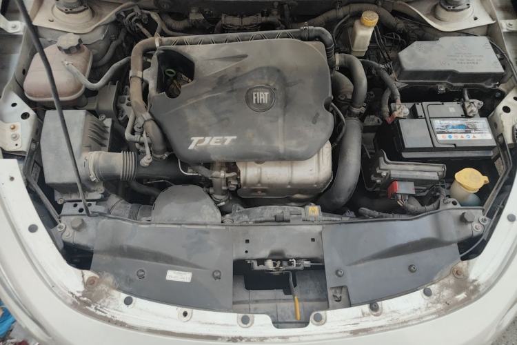 Used Fiat Viaggio 2012 1.4T Automatic Enjoyment Edition Engine Bay