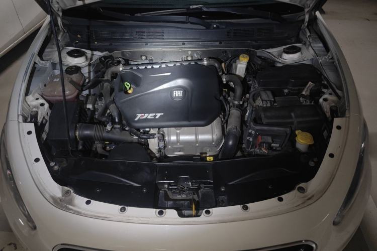 Used Fiat Viaggio 2012 1.4T Automatic Jingxiang Edition Engine Bay