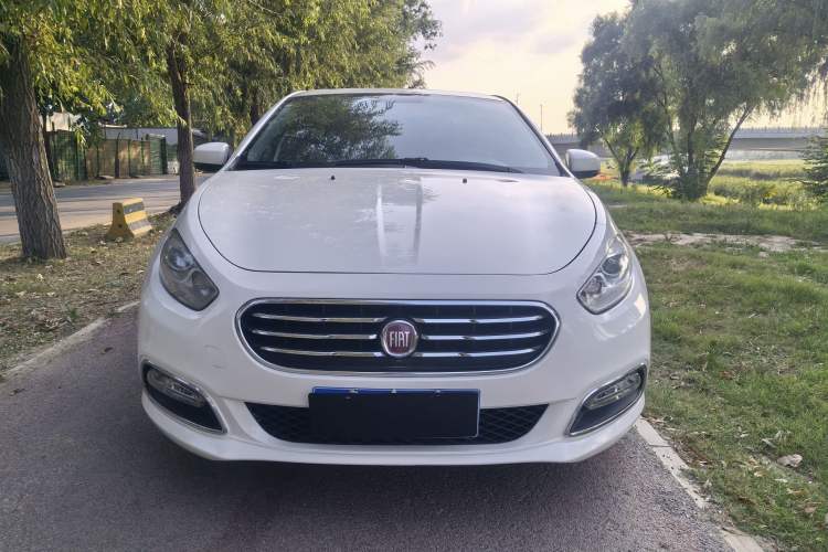 Used Fiat Viaggio 2012 1.4T Automatic Jingxiang Edition Exterior 5