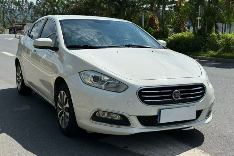 Used Fiat Viaggio 2012 1.4T Automatic Enjoyment Edition Exterior 7