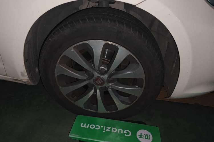 Used Fiat Viaggio 2012 1.4T Automatic Jingxiang Edition Exterior 7