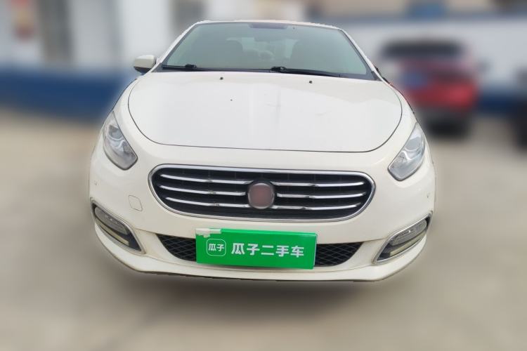 Used Fiat Viaggio 2012 1.4T Manual Enjoyment Edition Front