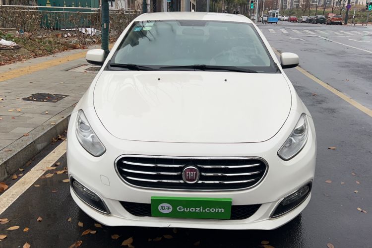 Used Fiat Viaggio 2012 1.4T Manual Enjoyment Edition Front